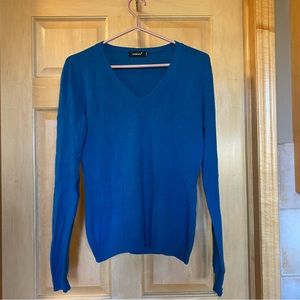 Lilibleu 100% cashmere sweater. Turquoise medium.
